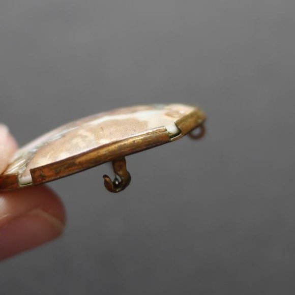 SOLD Antique  porcelain Brooch by Thomas Mott - Picture 5 of 6